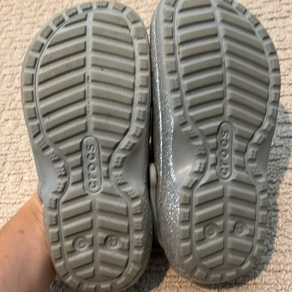 Crocs, kids size 13. Lined - Picture 2 of 3